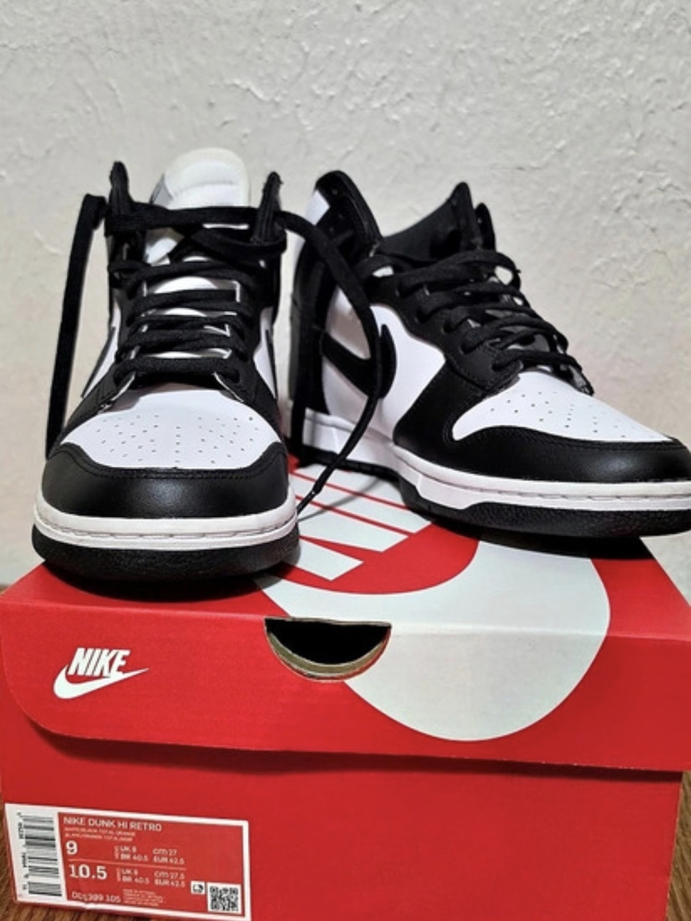 Nike Dunk High Black & White US 10.5 Women /Men 9 Like New